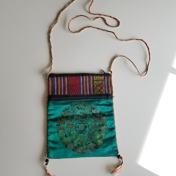 NEW Over the Shoulder Small 2 Pocket Bag - Picture 2 of 6